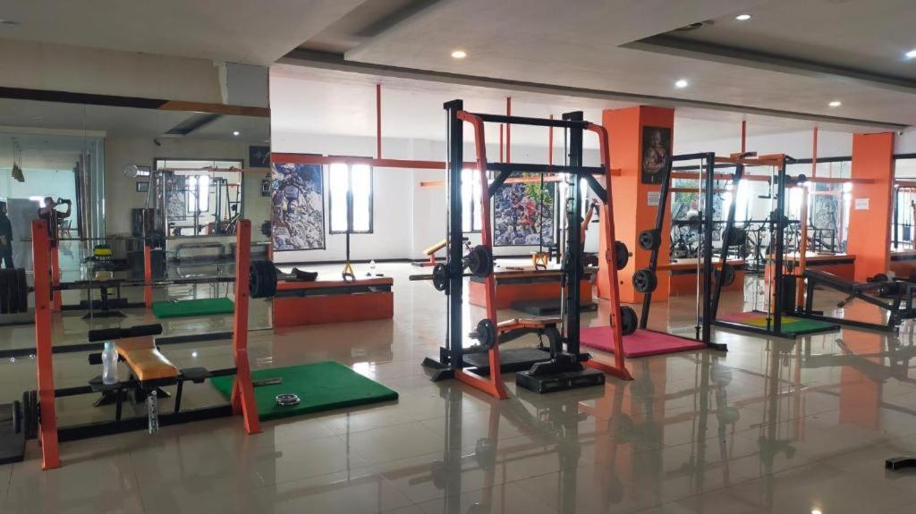 City Hotel Tasikmalaya Kültér fotó