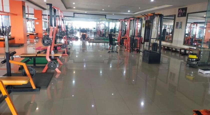 City Hotel Tasikmalaya Kültér fotó
